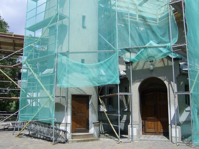 Remont dachu na kościele - 2011 r.