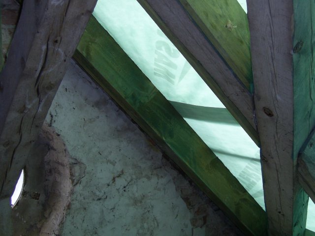 Remont dachu na kościele - 2011 r.